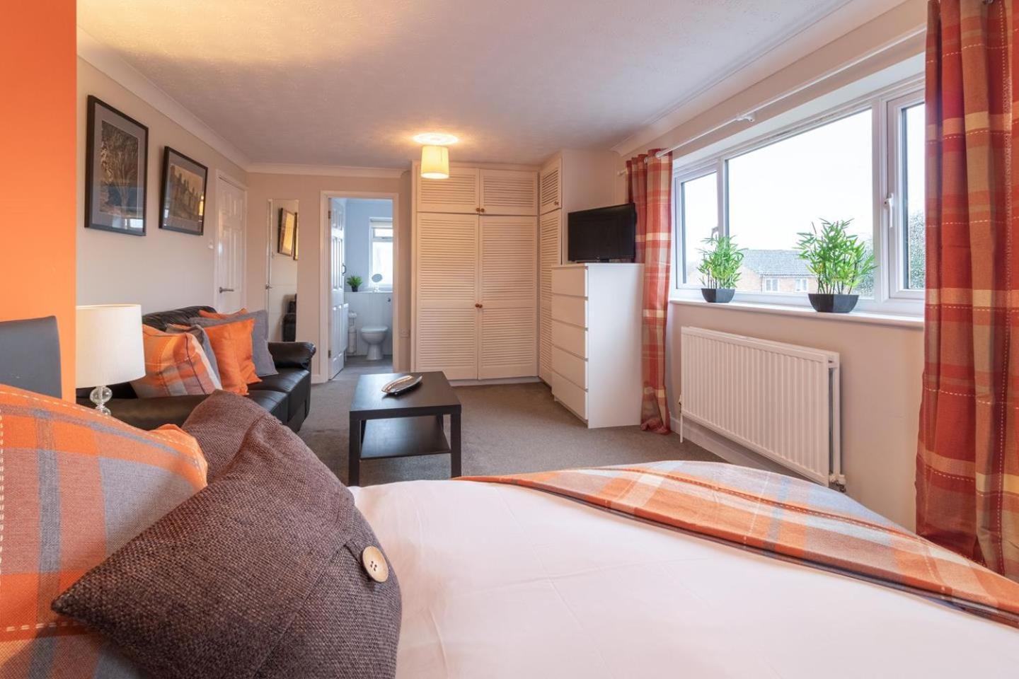 St Anne'S Serviced Accommodation - Bicester Oxfordshire Экстерьер фото