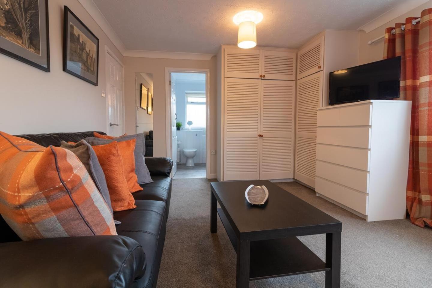 St Anne'S Serviced Accommodation - Bicester Oxfordshire Экстерьер фото
